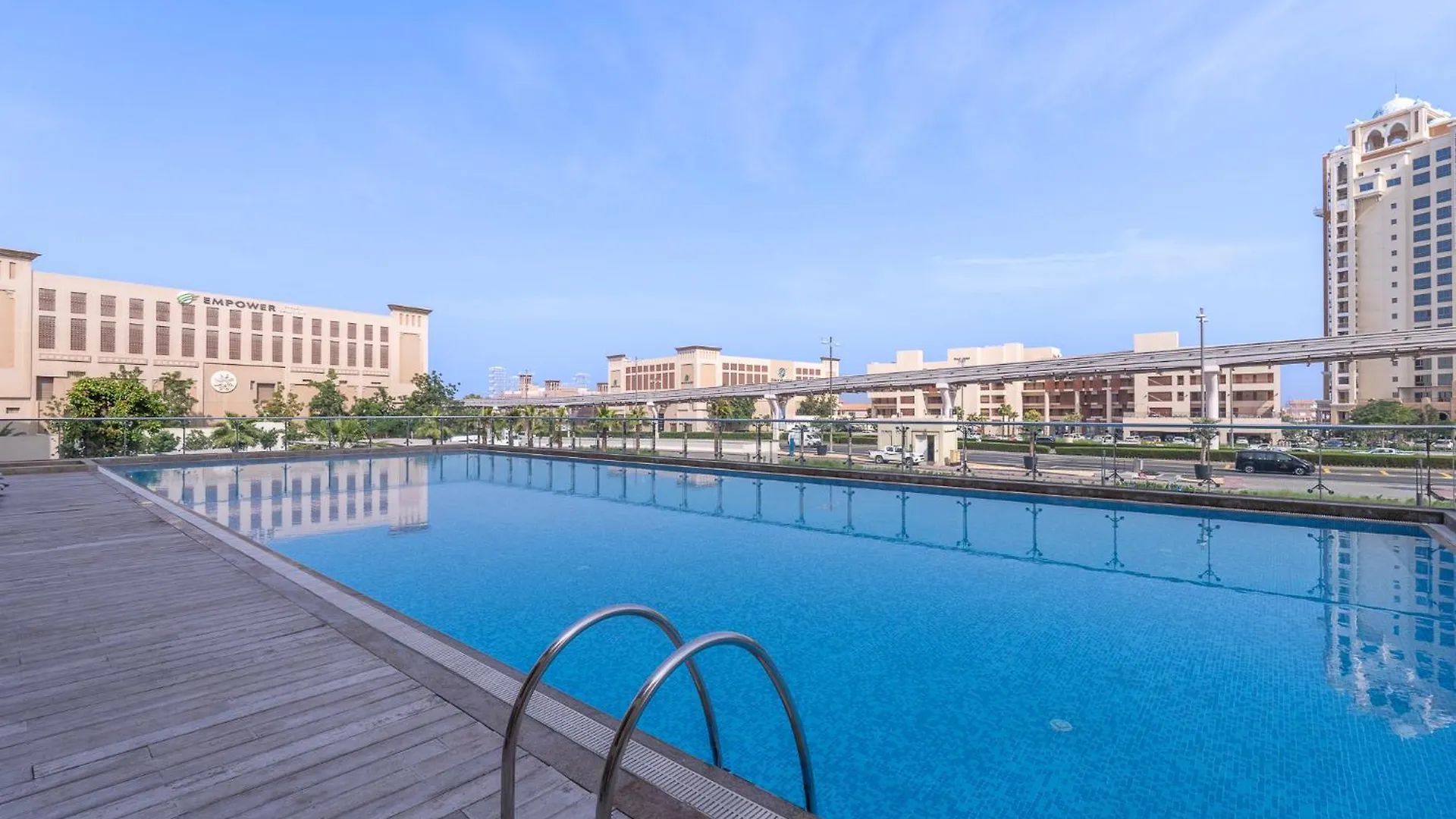 Palm Jumeirah Studio With Sea View Spacious Apartment Dubai